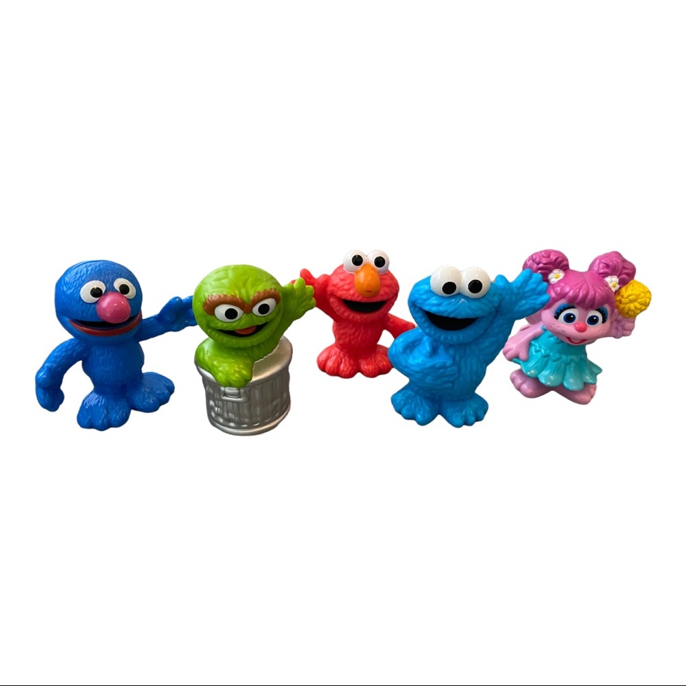 SESAME STREET Plastic FIGURINES Collectors Vintage HASBRO 2013 2014